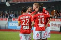 九游链接-包含里昂客场大胜，前四位置锦上添花的词条