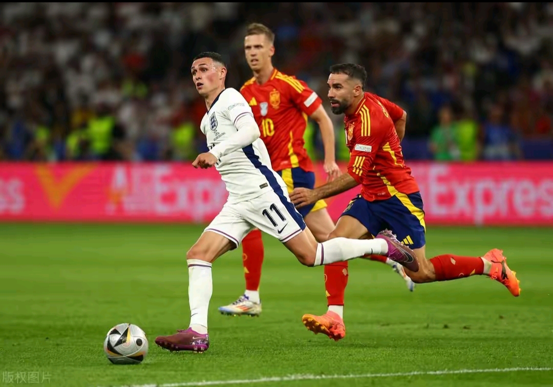 紧张对决！欧洲足球赛事争夺激烈的简单介绍