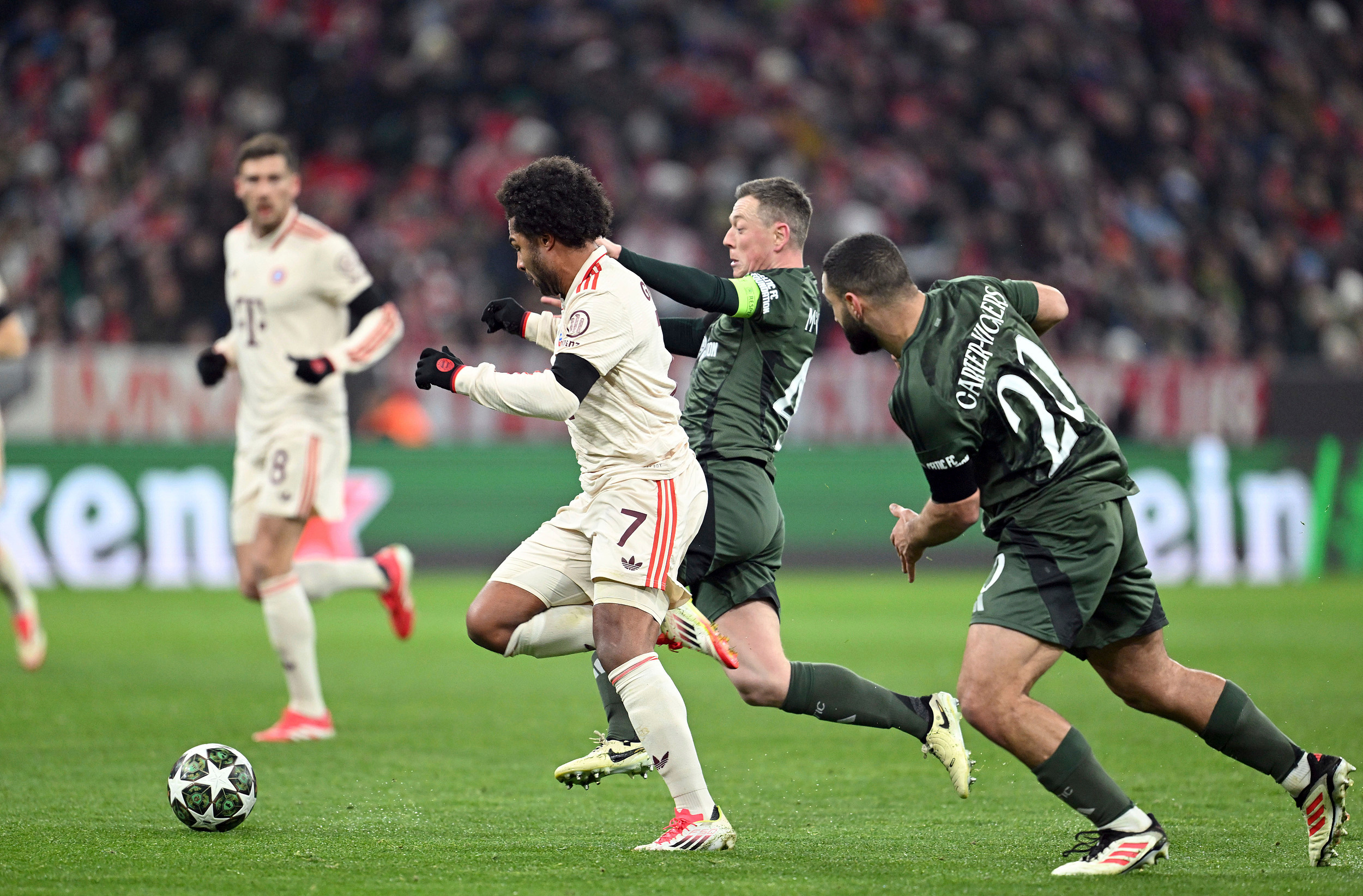 包含拜仁联赛中跌宕:胜利或者失利关键在于一线的词条 包含拜仁联赛中跌宕:胜利或者失利关键在于一线的词条