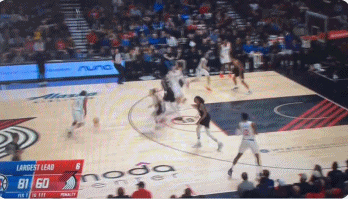 火箭大胜开拓者，哈登砍下分