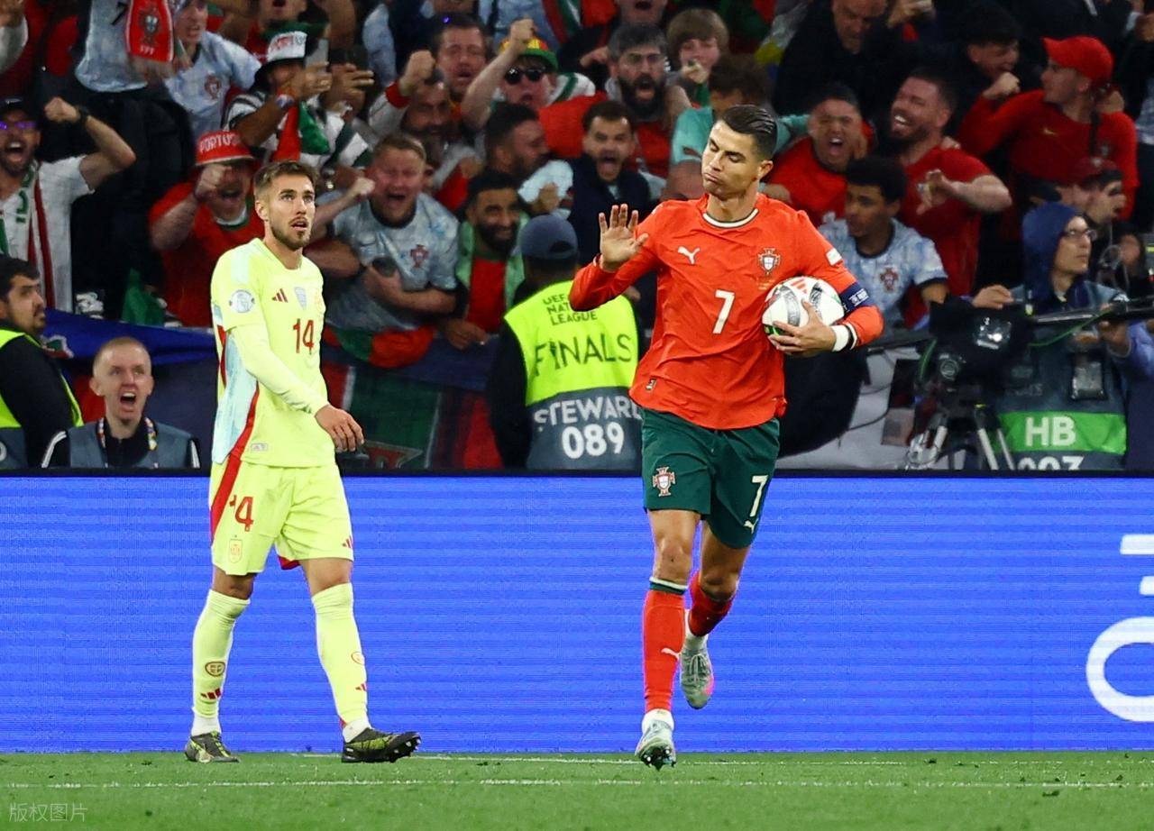 欧国联四分之一决赛现场直击，西班牙胜波兰晋级的简单介绍