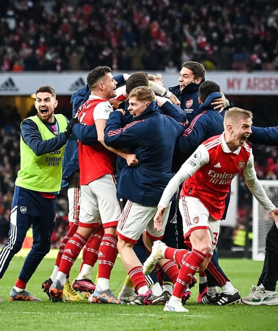 阿森纳客场绝杀伯恩茅斯，重返英超前四